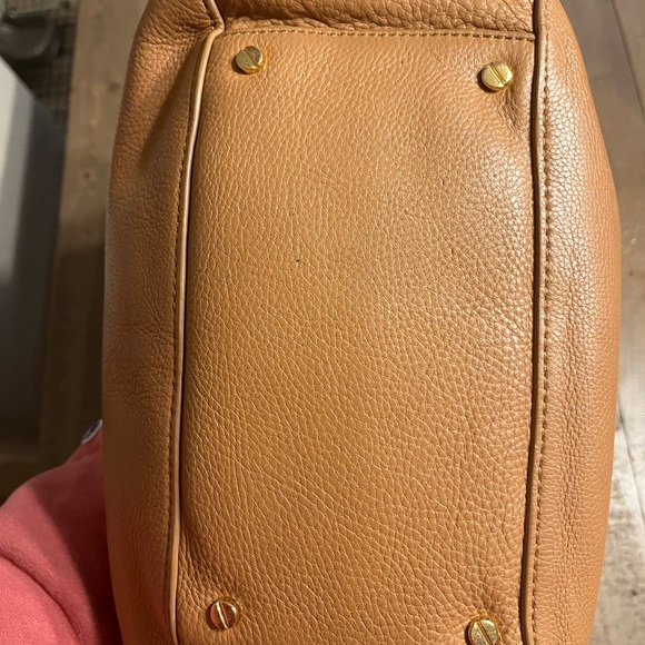 Tory Burch Large Shoulder Bag - Picture 9 of 10